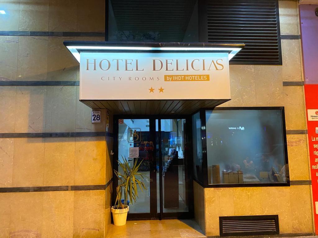 Hotel Delicias (Adults Only) Zaragoza Exterior photo